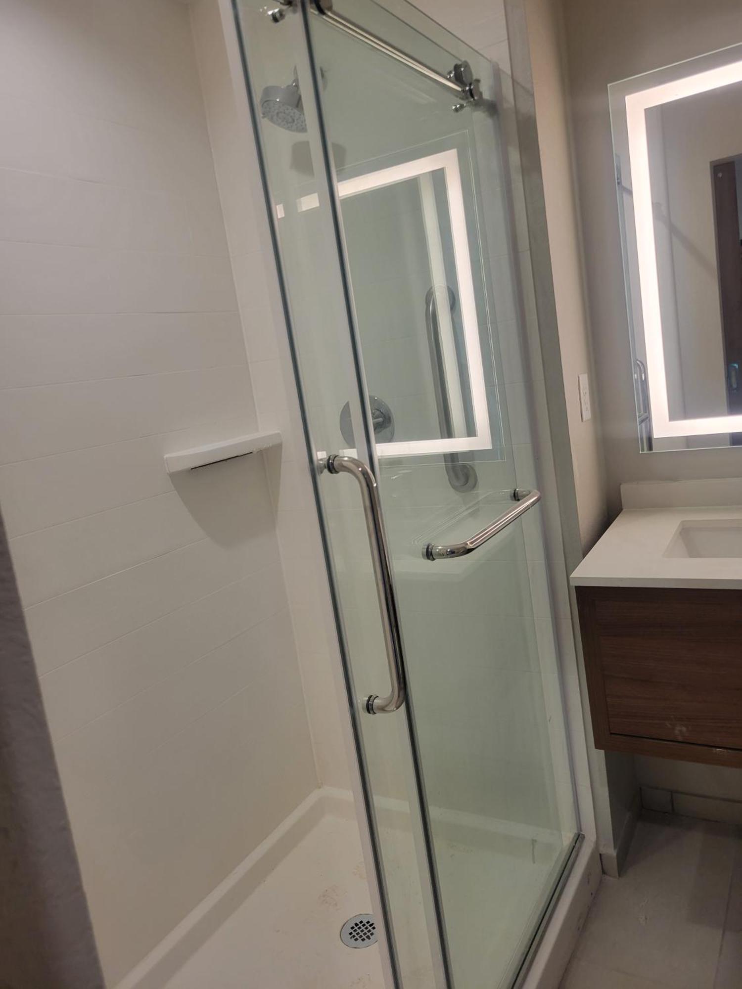 Airport By Ihg Hotel Nashville